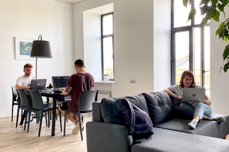 Crise Covid-19 : quelles perspectives pour les espaces de coworking ?