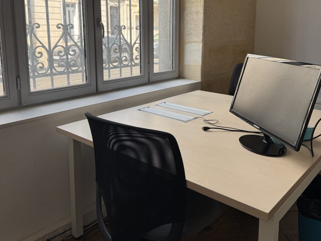 Bureau individuel équipé, coworking WorkingPlace à Bordeaux